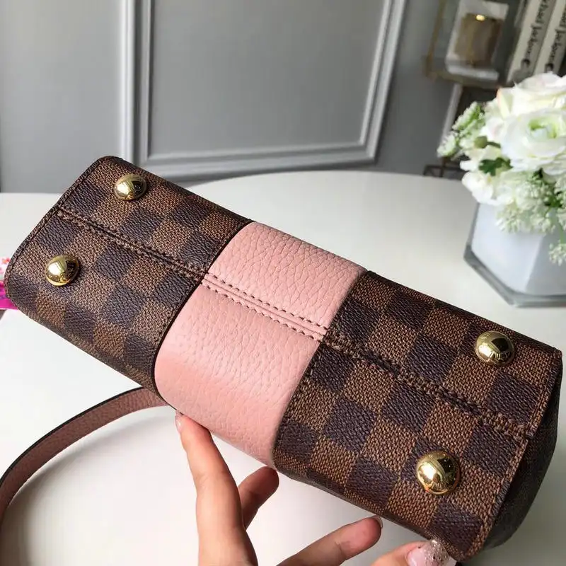 LV Bags 19T1L0538