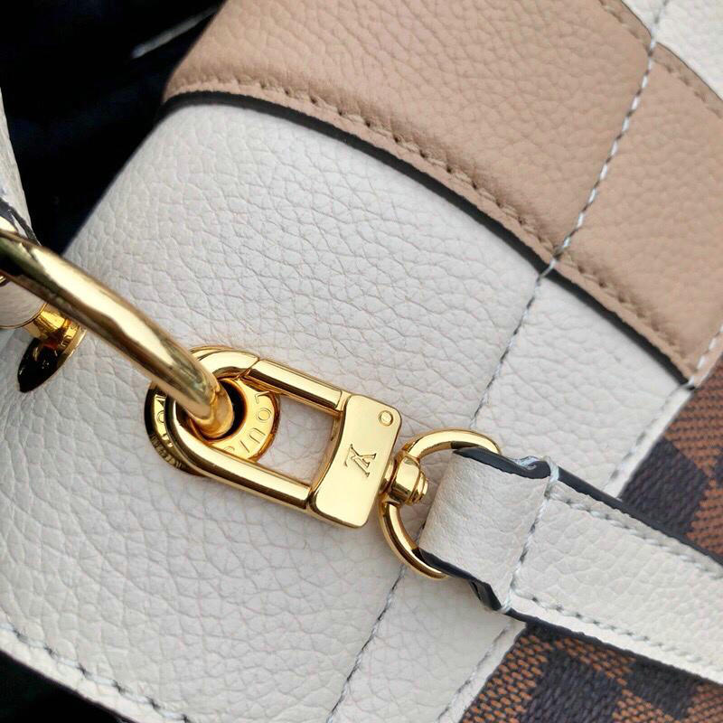 FASH LOUIS VUITTON Bags 19T1L0539