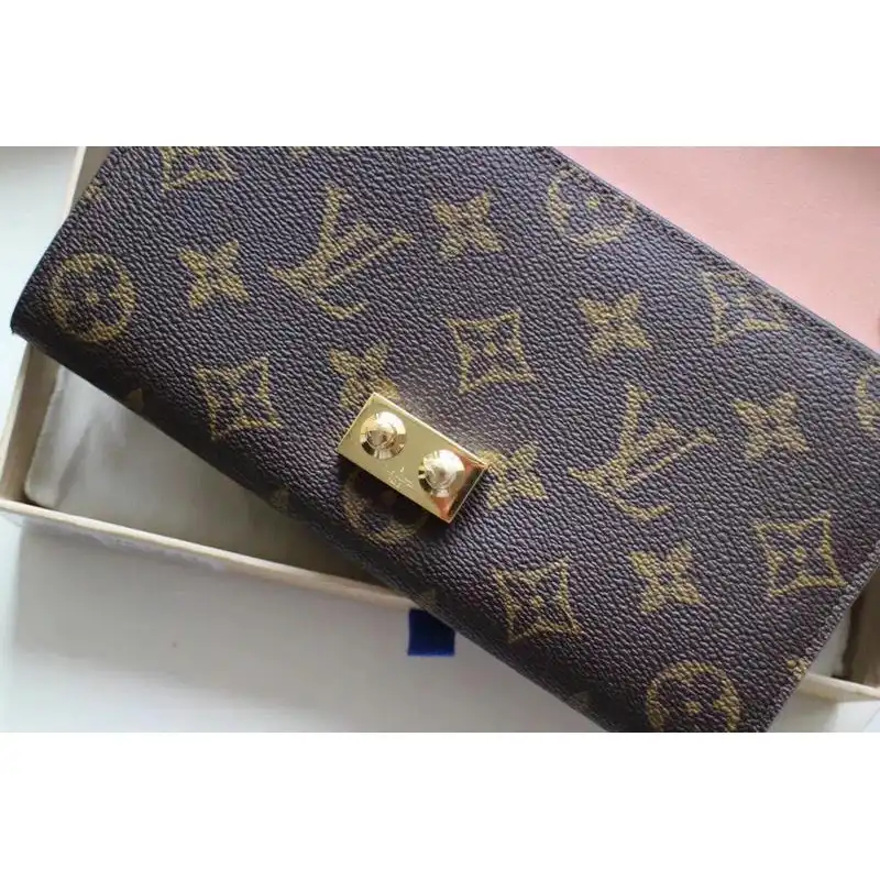 LV Bags 19T1L0545