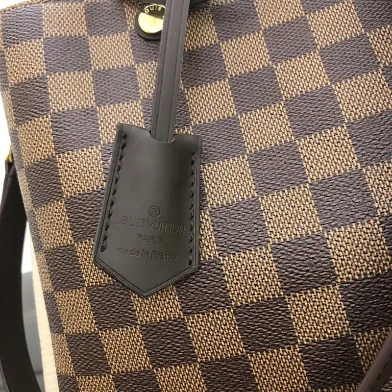 LV Bags 19T1L0547