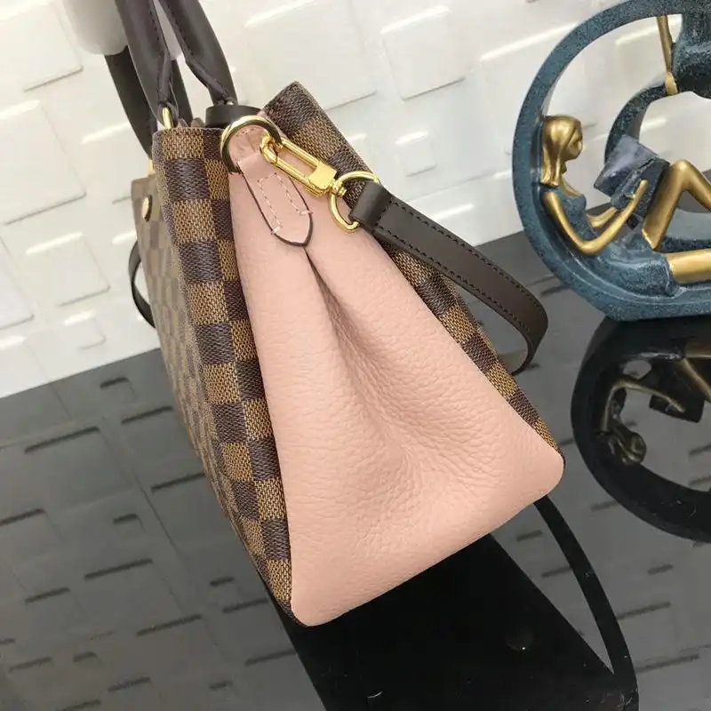 LV Bags 19T1L0549