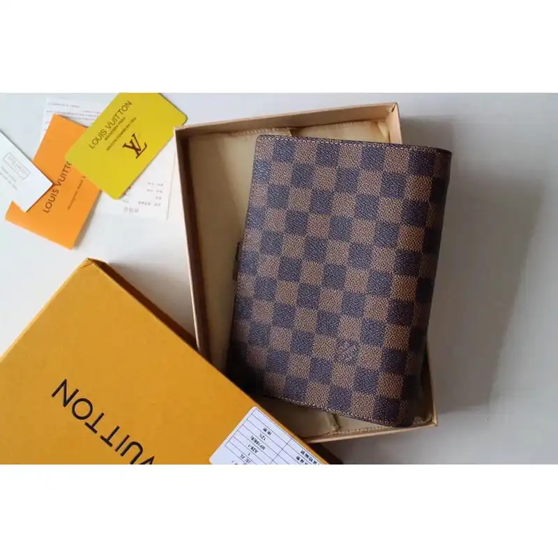 FASH LOUIS VUITTON Bags 19T1L0552