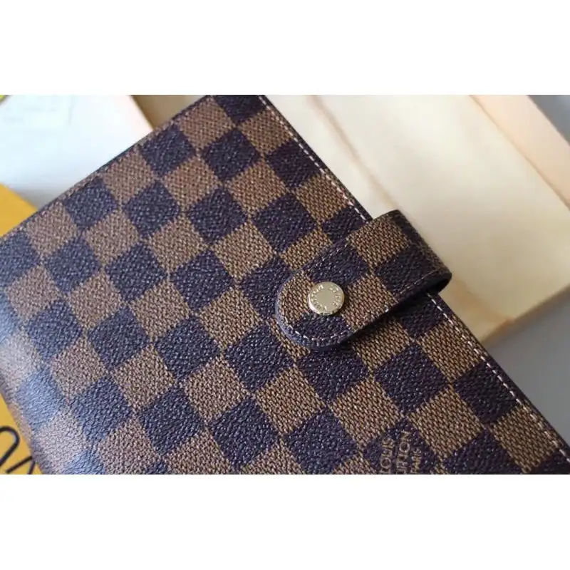 FASH LOUIS VUITTON Bags 19T1L0552