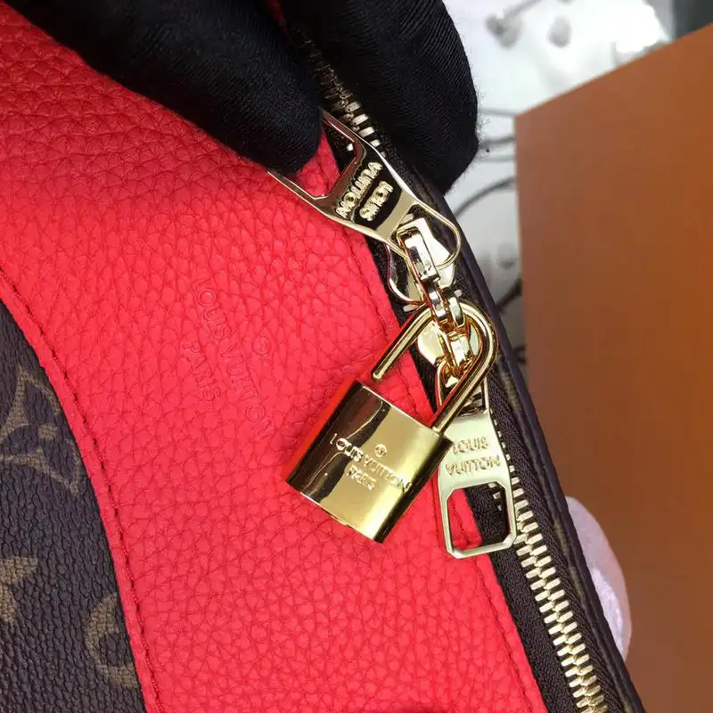 LV Bags 19T1L0608