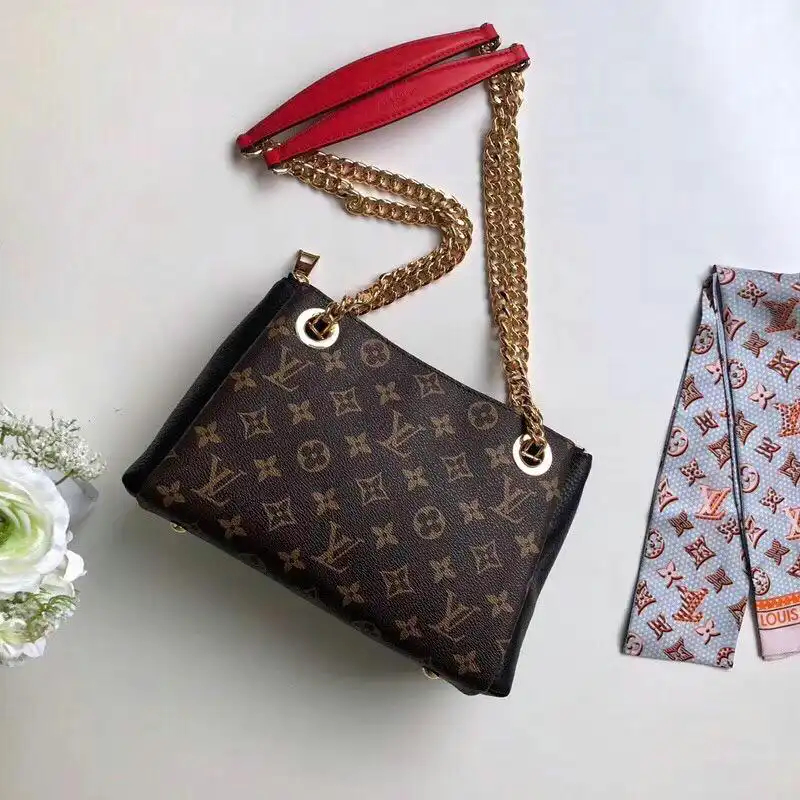 LV Bags 19T1L0612