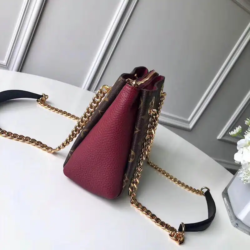 LV Bags 19T1L0613