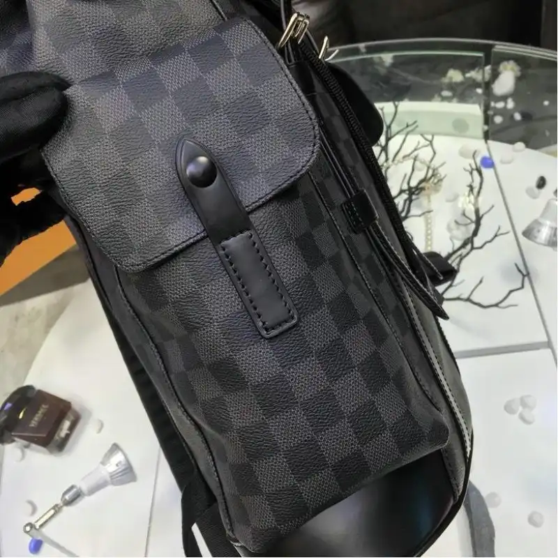 LV Bags 19T1L0617