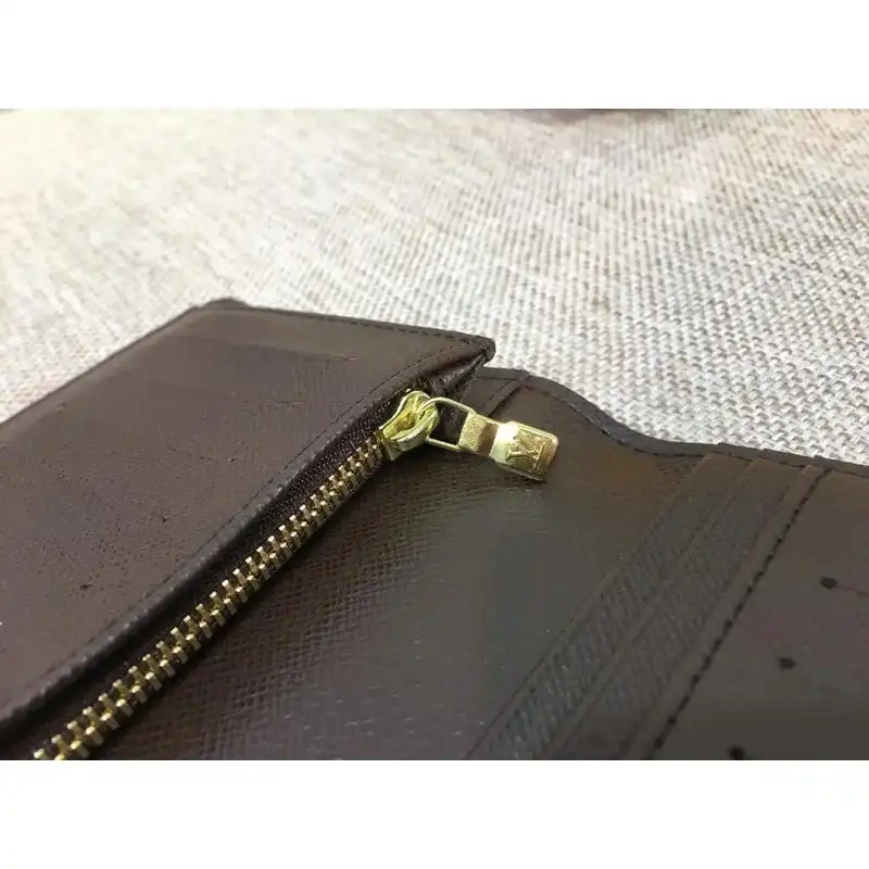 LV Bags 19T1L0622