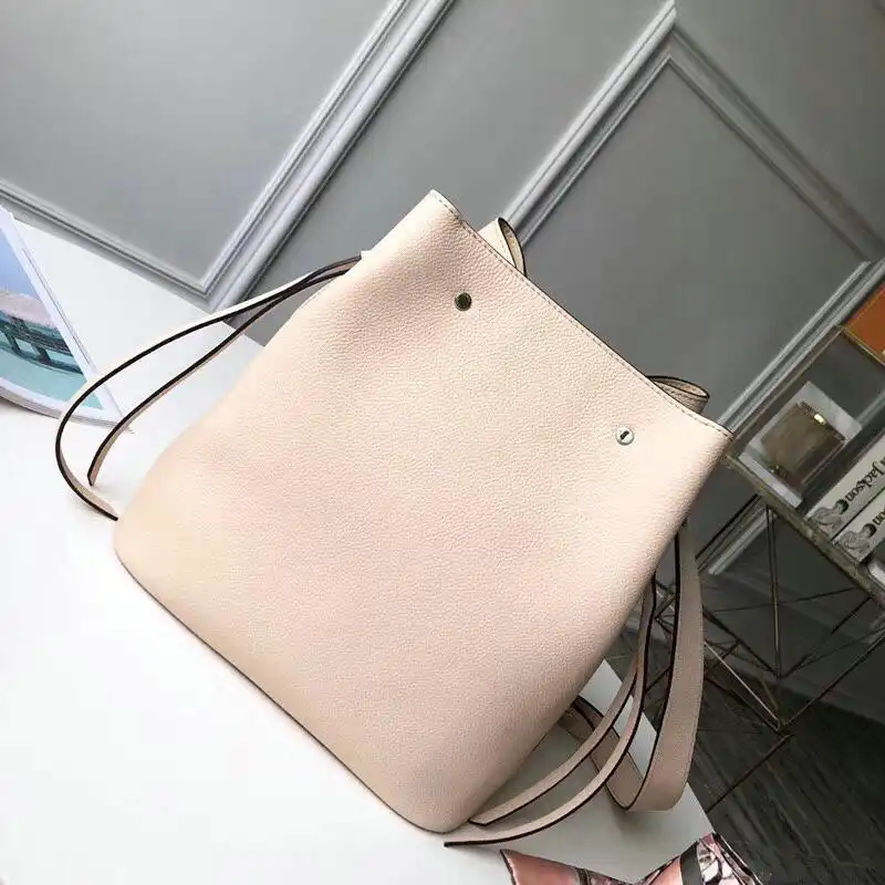 Fashionrepsfam ru LV Bags 19T1L0631