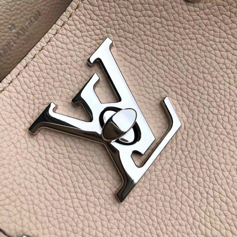 FASH LOUIS VUITTON Bags 19T1L0631