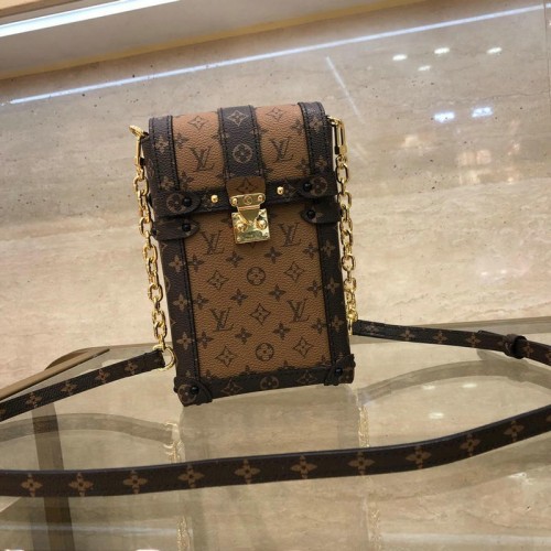 FASH LOUIS VUITTON Bags 19T1L0007