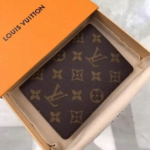 FASH LOUIS VUITTON Bags 19T1L0030