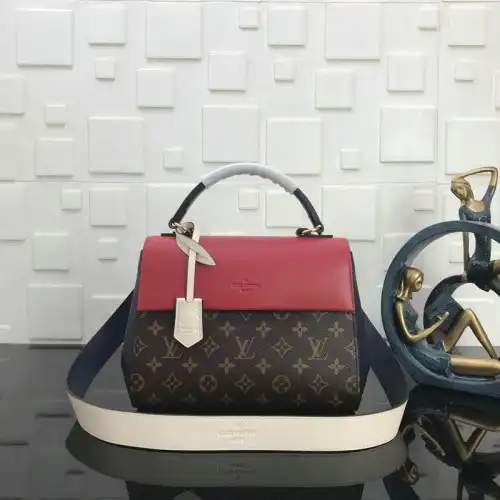 LV Bags 19T1L0042