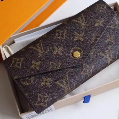 LV Bags 19T1L0053