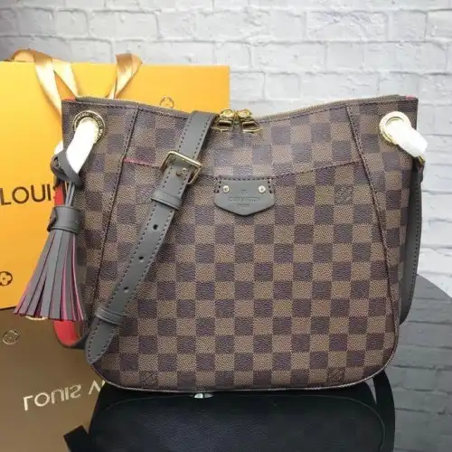 LV Bags 19T1L0071