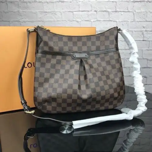 LV Bags 19T1L0072