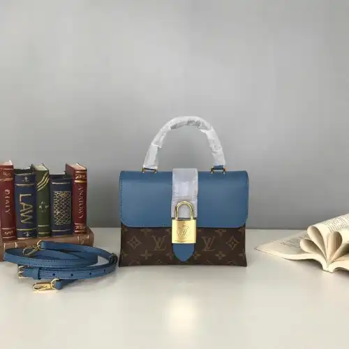 LV Bags 19T1L0096