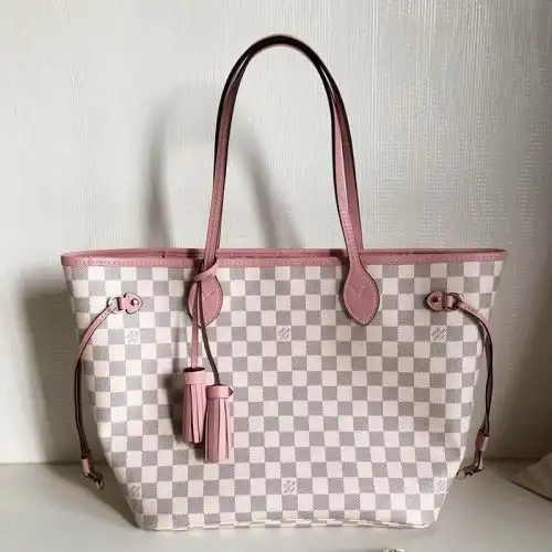 LV Bags 19T1L0106