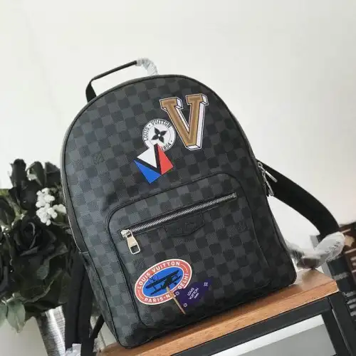 LV Bags 19T1L0107