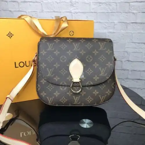 LV Bags 19T1L0128