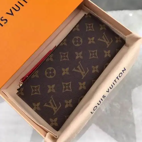 LV Bags 19T1L0145