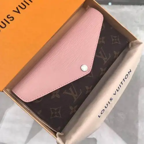 LV Bags 19T1L0153