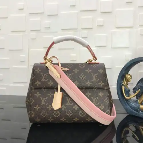 LV Bags 19T1L0223