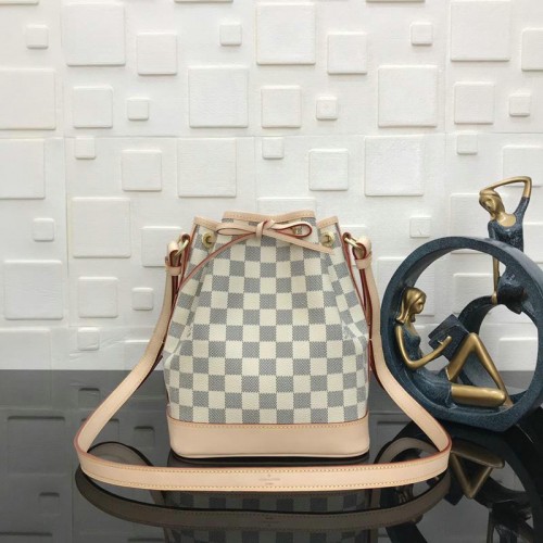 FASH LOUIS VUITTON Bags 19T1L0229