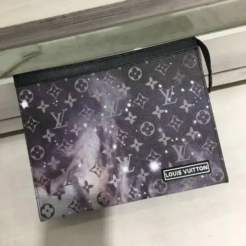 FASH LOUIS VUITTON Bags 19T1L0232