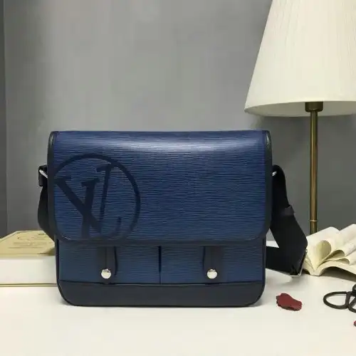 FASH LOUIS VUITTON Bags 19T1L0238