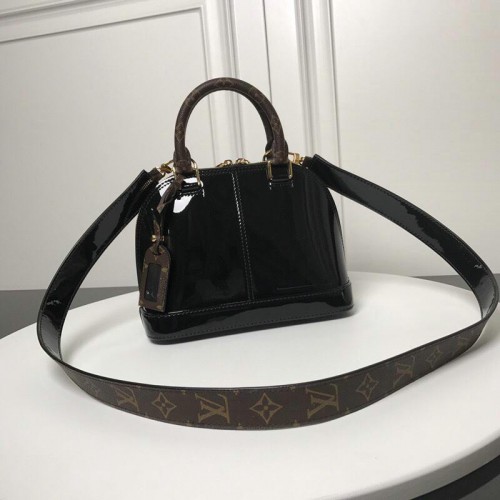 FASH LOUIS VUITTON Bags 19T1L0243