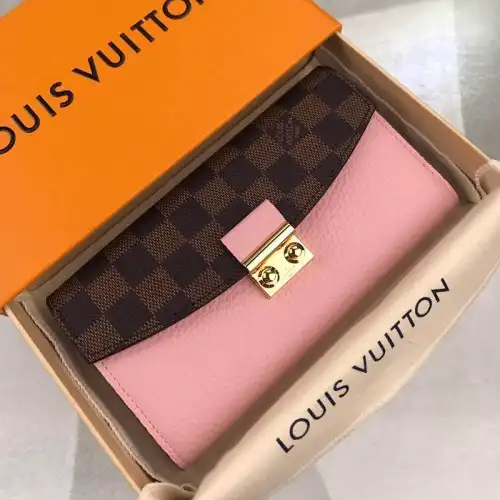 LV Bags 19T1L0259