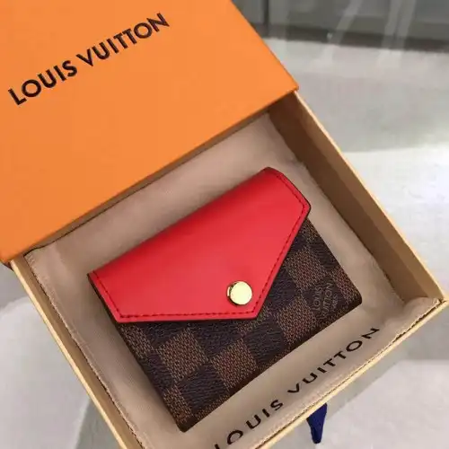 LV Bags 19T1L0264