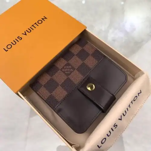 FASH LOUIS VUITTON Bags 19T1L0268