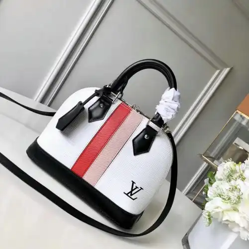 LV Bags 19T1L0347