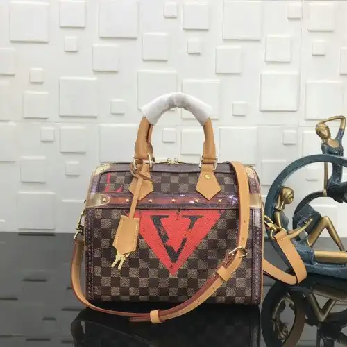 LV Bags 19T1L0354