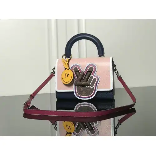 LV Bags 19T1L0356