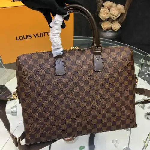 FASH LOUIS VUITTON Bags 19T1L0378