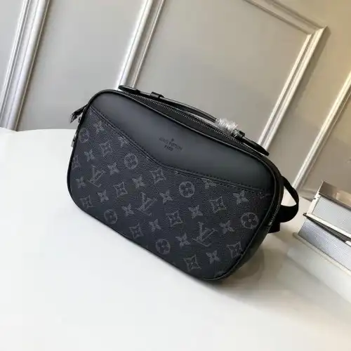 LV Bags 19T1L0421