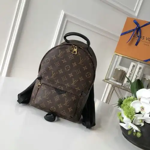 LV Bags 19T1L0425