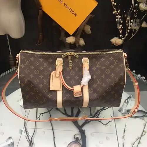 LV Bags 19T1L0433