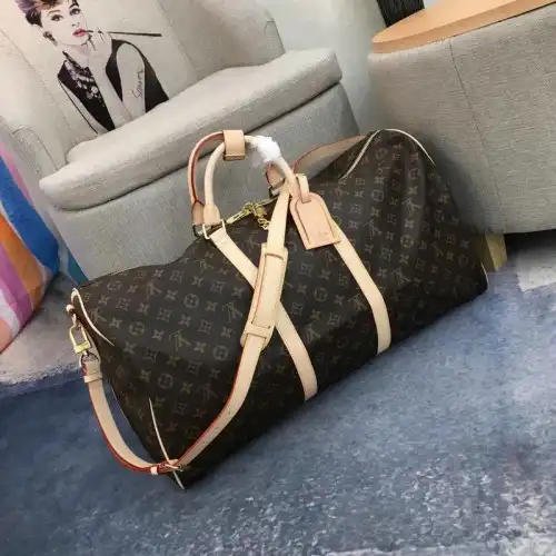 FASH LOUIS VUITTON Bags 19T1L0434