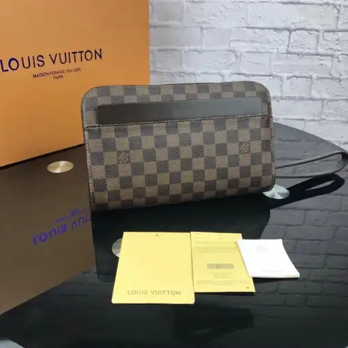 FASH LOUIS VUITTON Bags 19T1L0457