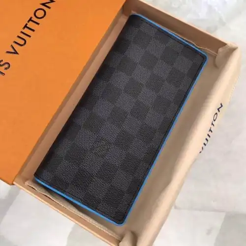 LV Bags 19T1L0534