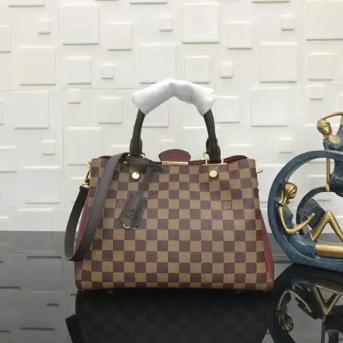 LV Bags 19T1L0550