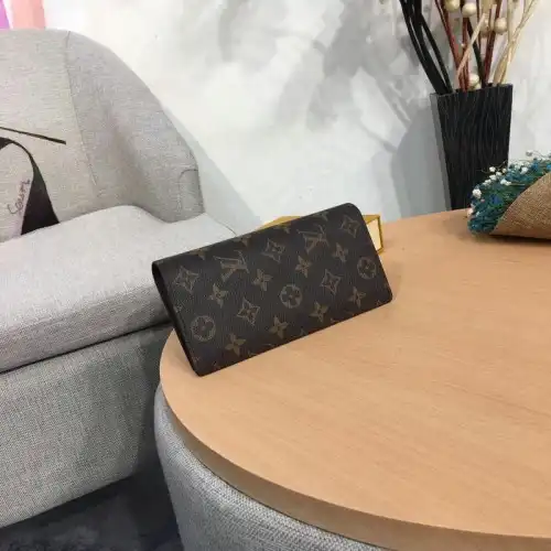 FASH LOUIS VUITTON Bags 19T1L0621