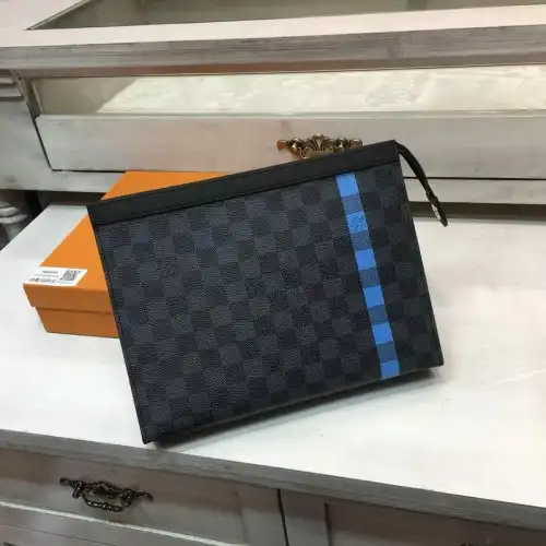 LV Bags 19T1L0624