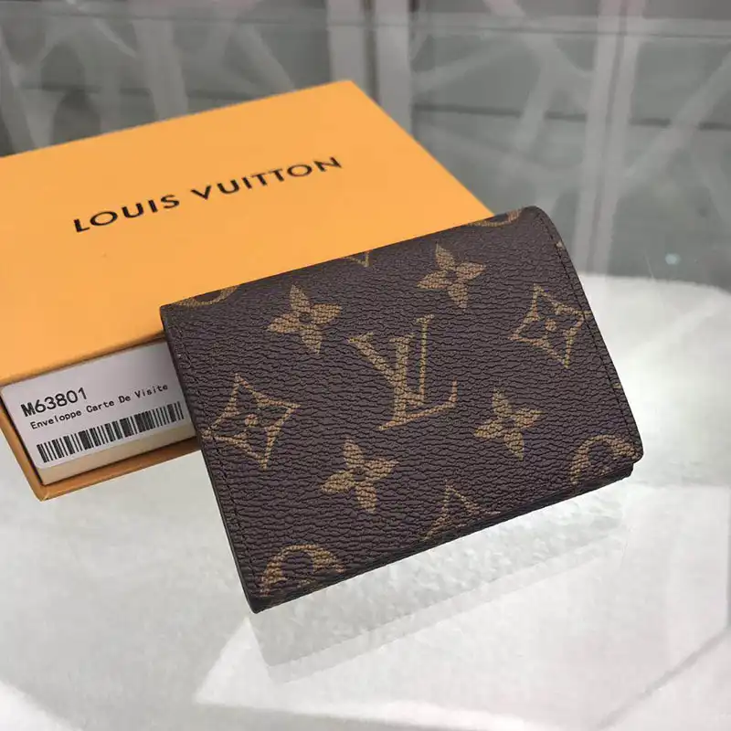 FASH LOUIS VUITTON Bags 19T1L0647