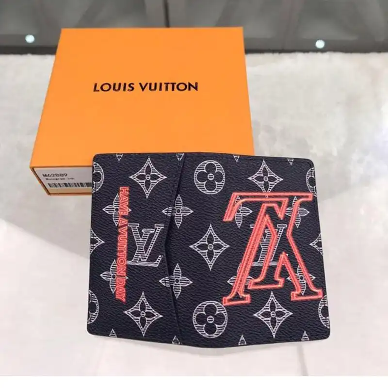 FASH LOUIS VUITTON Bags 19T1L0652