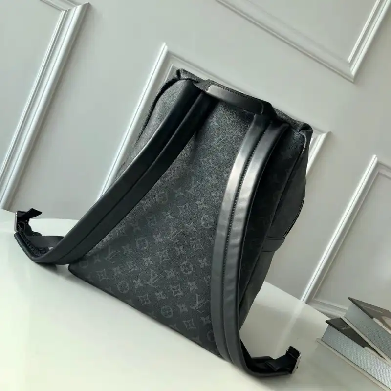 LV Bags 19T1L0678